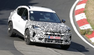 Cupra Formentor facelift (camouflaged) - front cornering